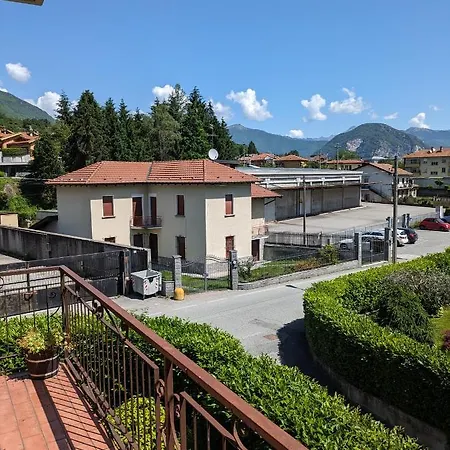 Relax E Passeggiate Tra Laghi E Monti Casale Corte Cerro